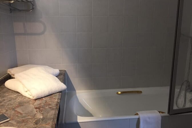 salle de bain baignoire