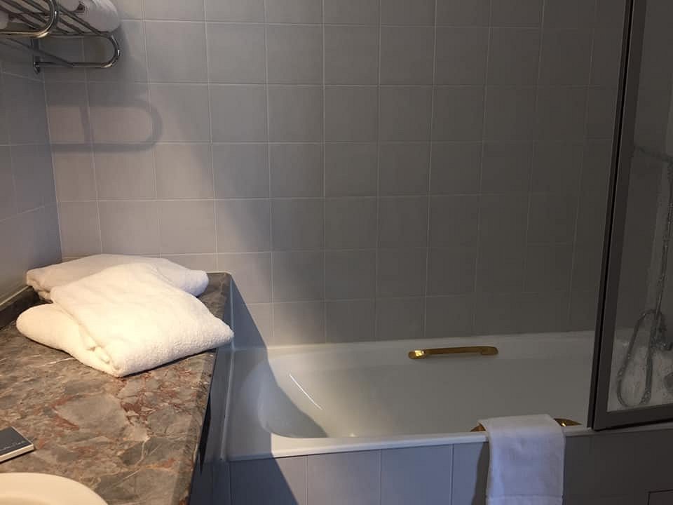 salle de bain baignoire