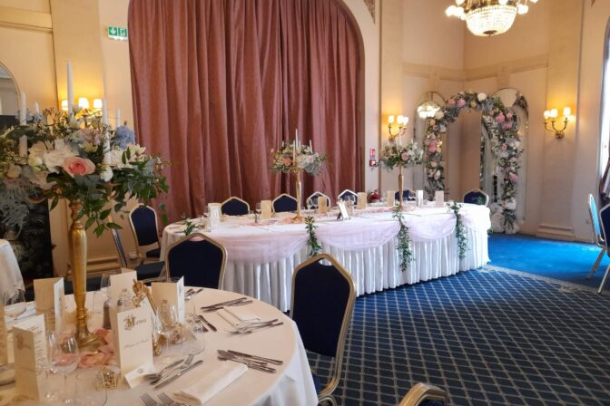salle de réception aménagée mariage