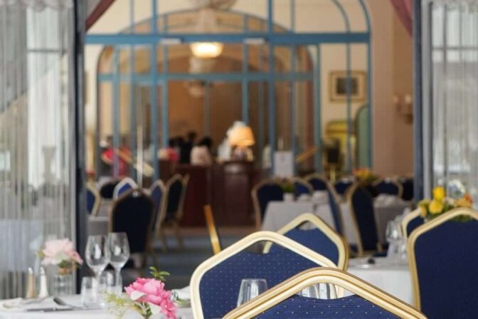 restaurant