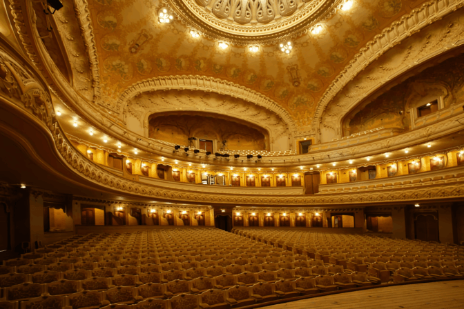 Salle de l'Opéra de Vichy, style Art Nouveau